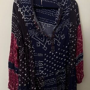 Women's Patterned tunic - navy and Pink
